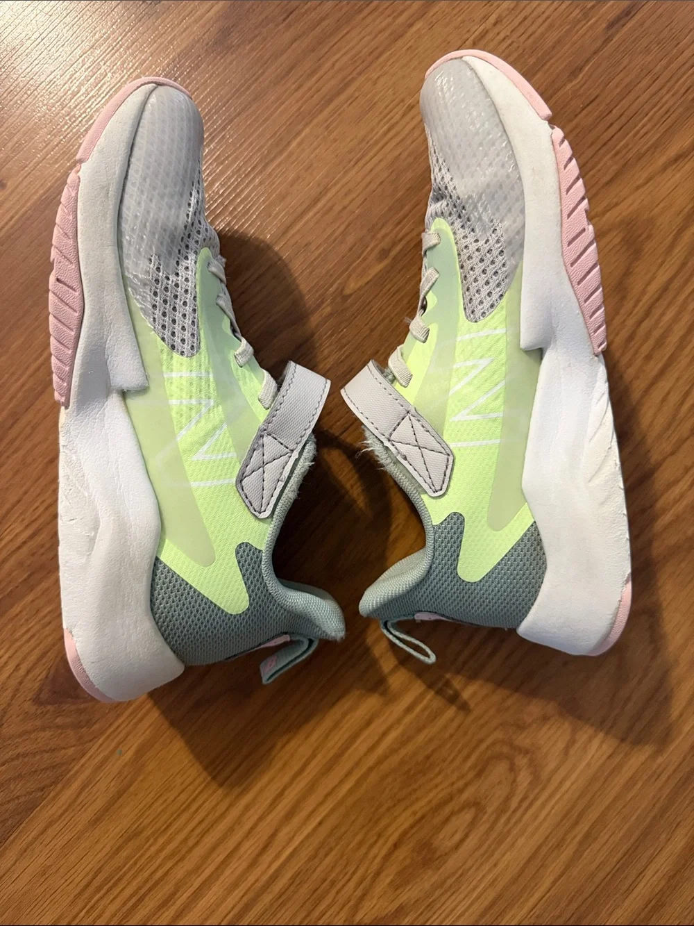 New Balance Kids' Rave Run V2 Hook and Loop